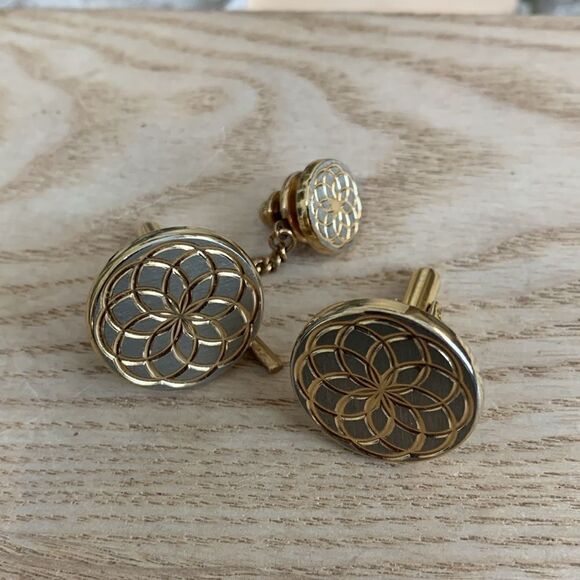 Vintage Swank Gold Tone Geometric Cuff Links & Tie Tack With Original Box - Picture 6 of 17